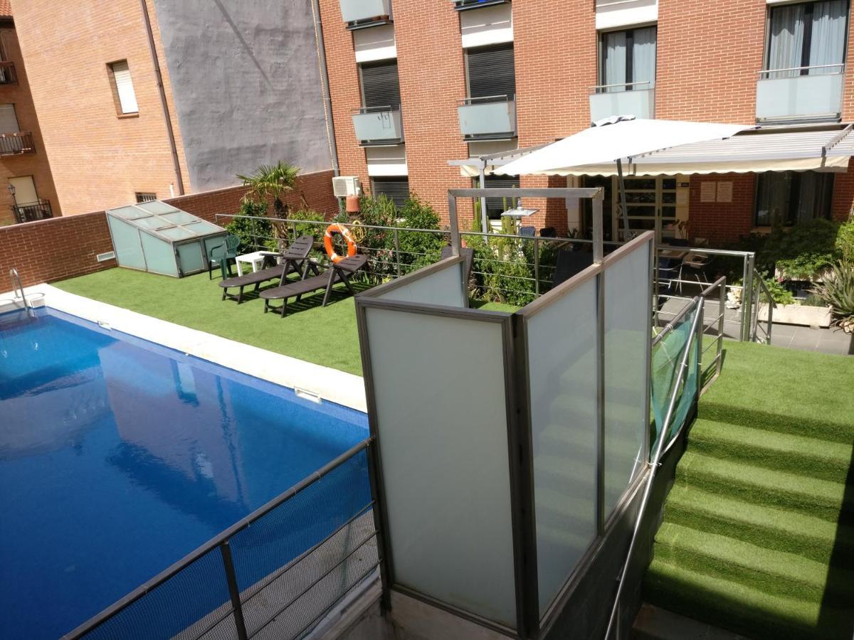 Hotel Apartamentos Don Juan I Alcalá de Henares Zewnętrze zdjęcie