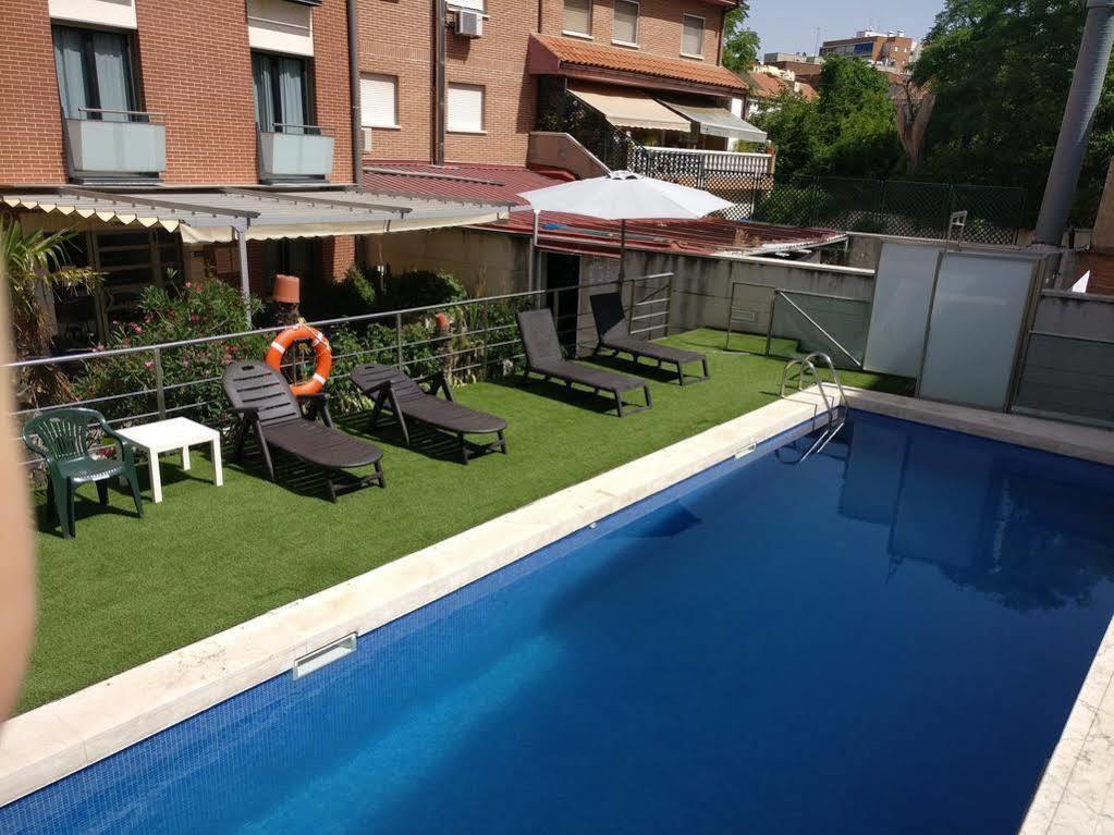 Hotel Apartamentos Don Juan I Alcalá de Henares Zewnętrze zdjęcie